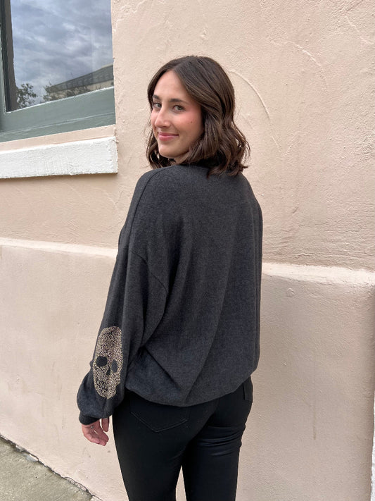 ARDEN STUDDED SKULL SWEATER IN CHARCOAL