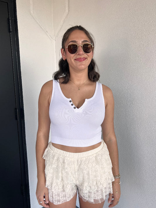 ASH CROPPED TANK IN WHITE