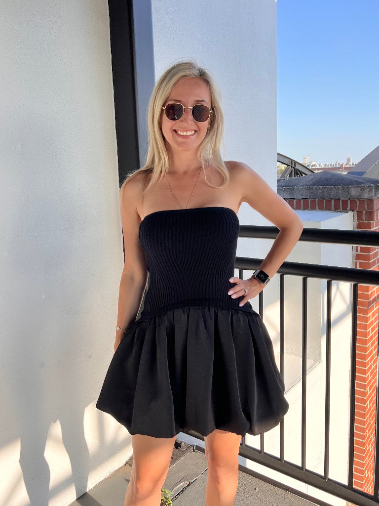 BROOKE STRAPLESS BUBBLE DRESS IN BLACK - Main Image