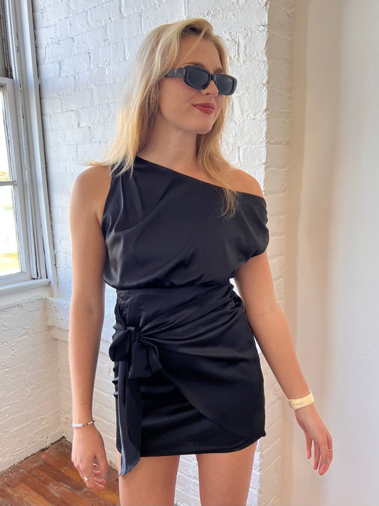 JOLIE MINI DRESS IN BLACK