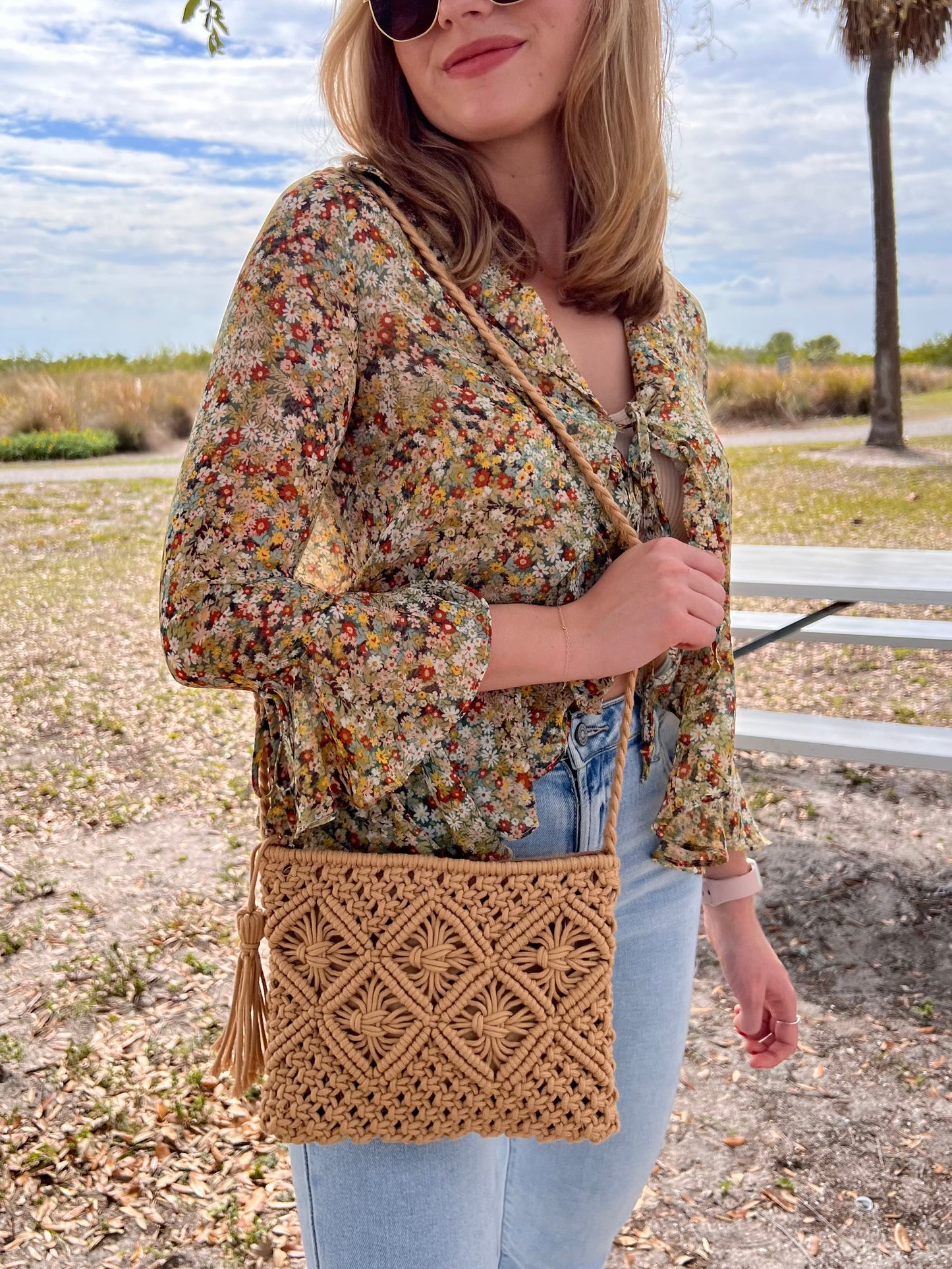 Flora Crossbody Bag in Khaki