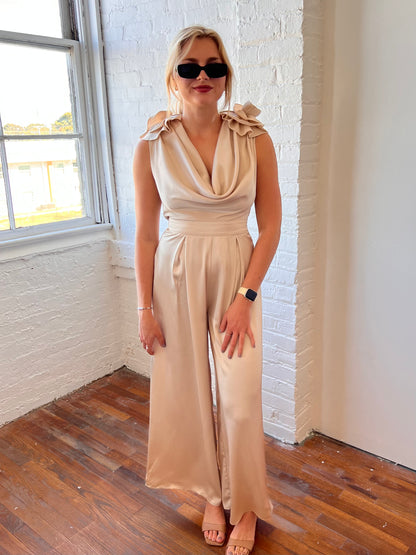 ISABELLE FLORAL JUMPSUIT IN CHAMPAGNE