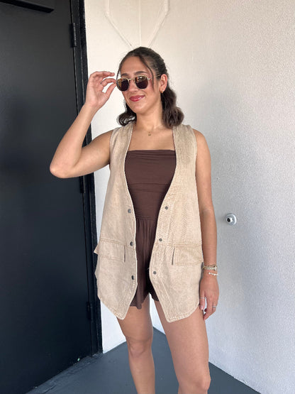 WYATT DENIM VEST IN SAND