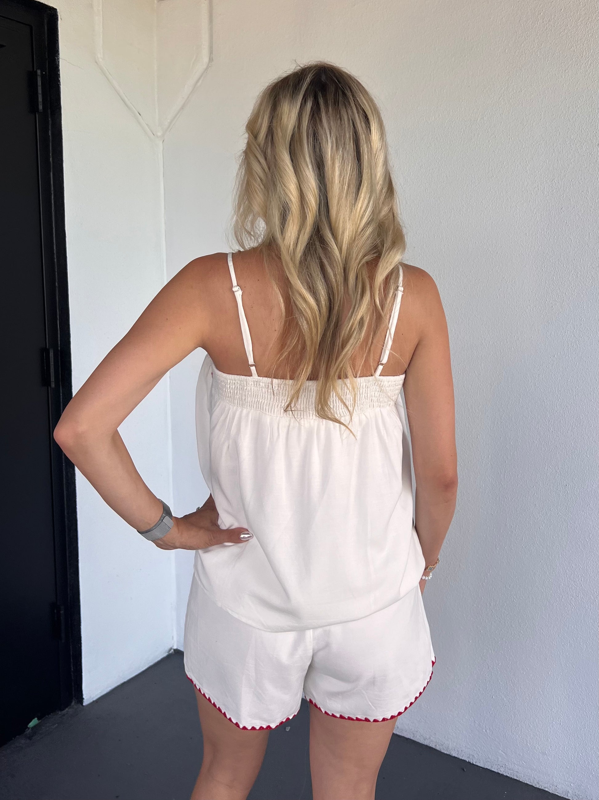 Tessa Scallop Detail Babydoll Tank in White & Red