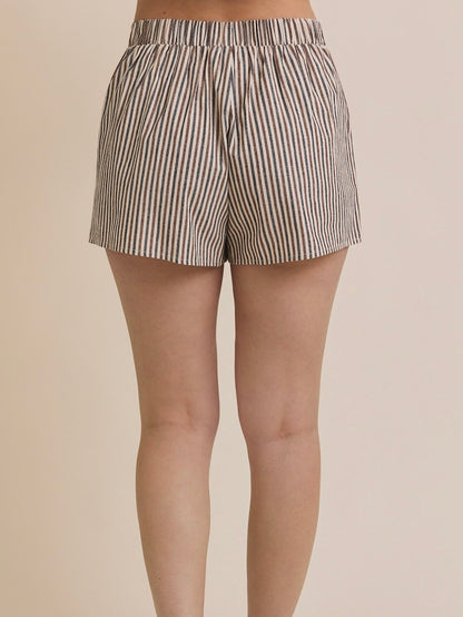 Jessa Striped Shorts in Cream