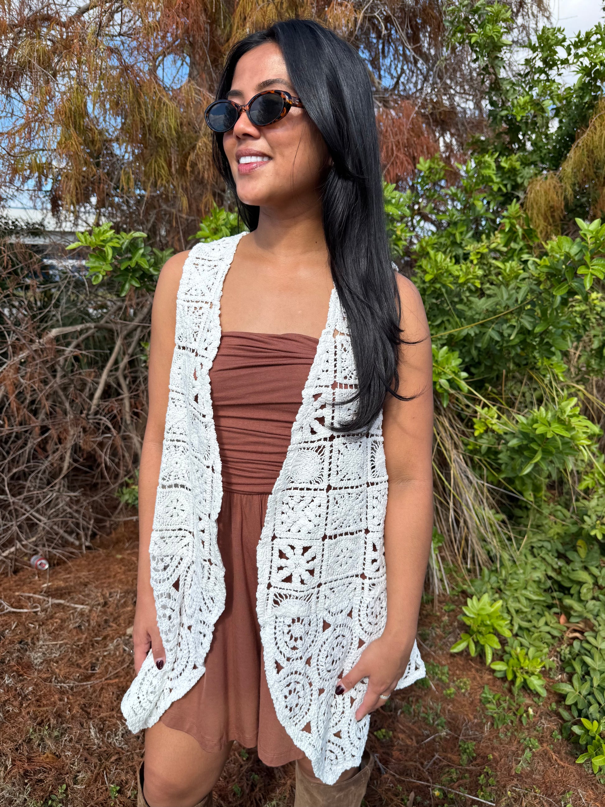 Daisy Crochet Vest in Off White