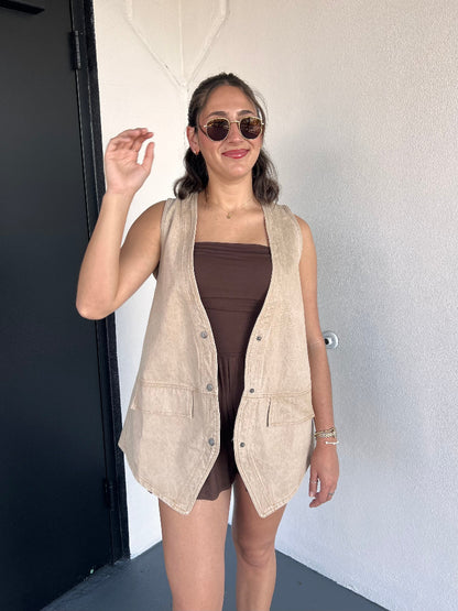WYATT DENIM VEST IN SAND
