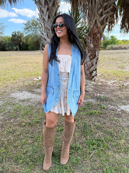 Wyatt Relaxed Fit Vest in Denim