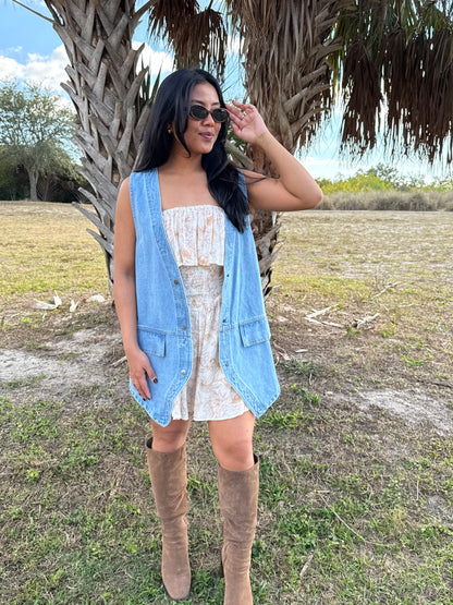 Wyatt Relaxed Fit Vest in Denim