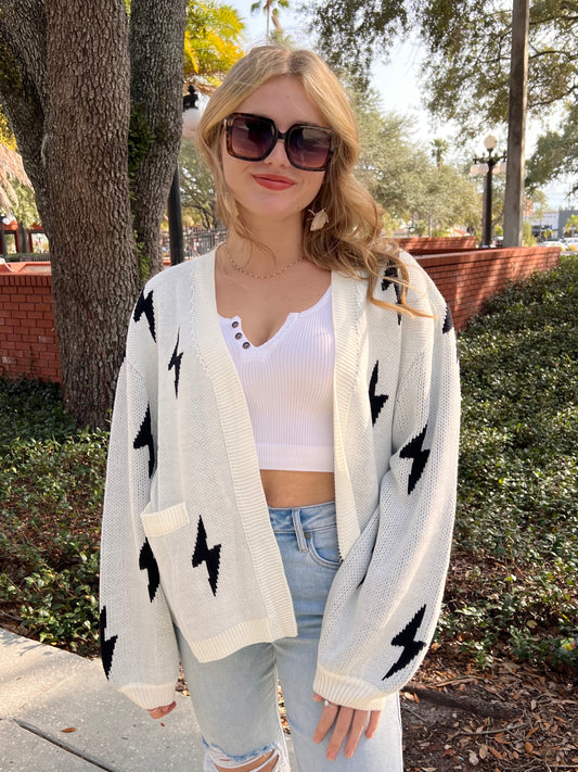 AMALIE BOLT CARDIGAN IN WHITE