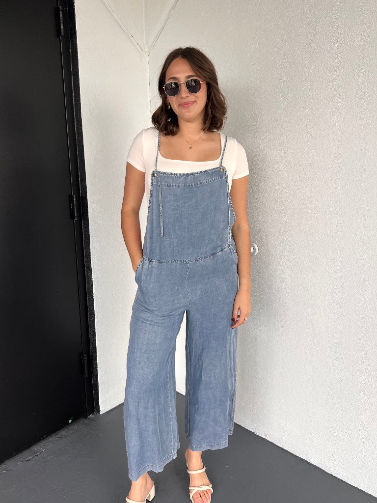 LENNON OVERALL JUMPSUIT IN DENIM