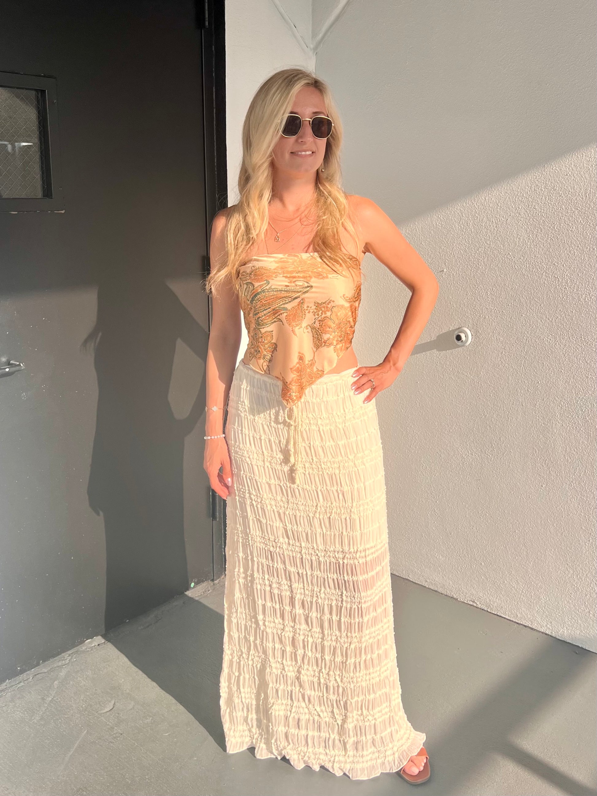 EVIE PAISLEY BANDANA TUBE TOP IN PEACH