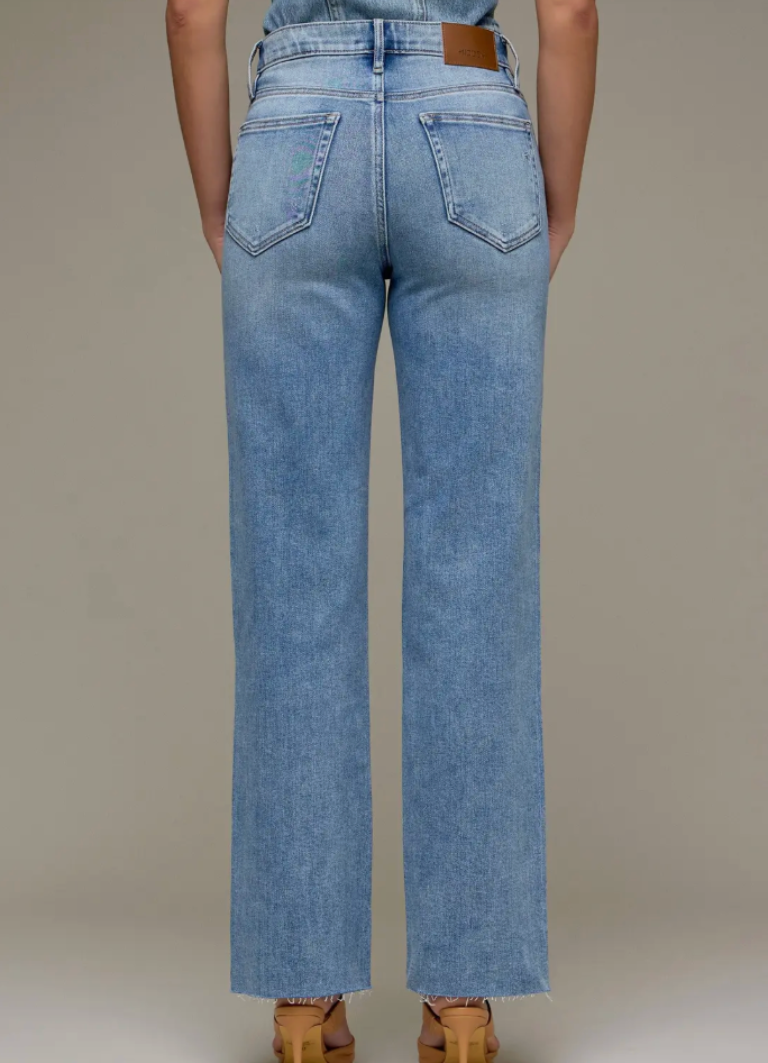 Marlowe High Rise Straight Jeans in Medium Wash