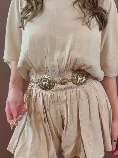 Cleo Large Oval Concho Chain Belt in Gold