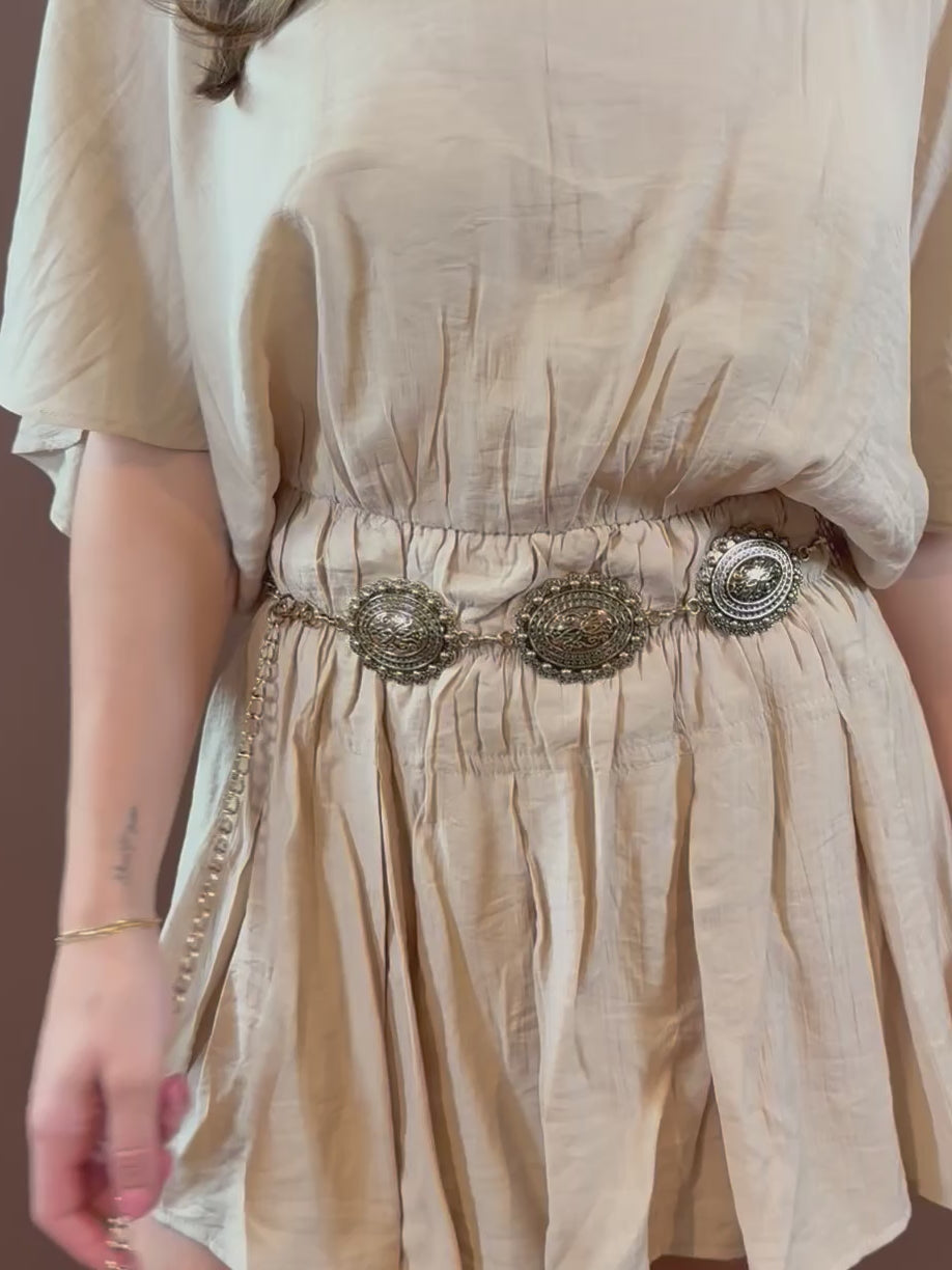 Bea Oval Concho Chain Belt in Gold